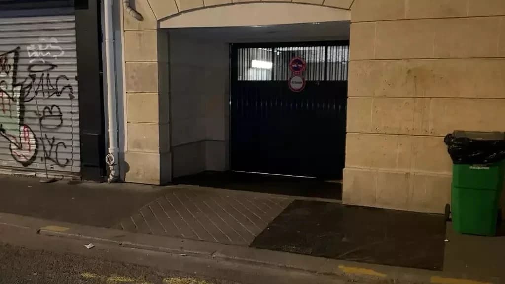 Découvrez cet emplacement de stationnement idéal d... - Location parking pour voiture à Paris 11e